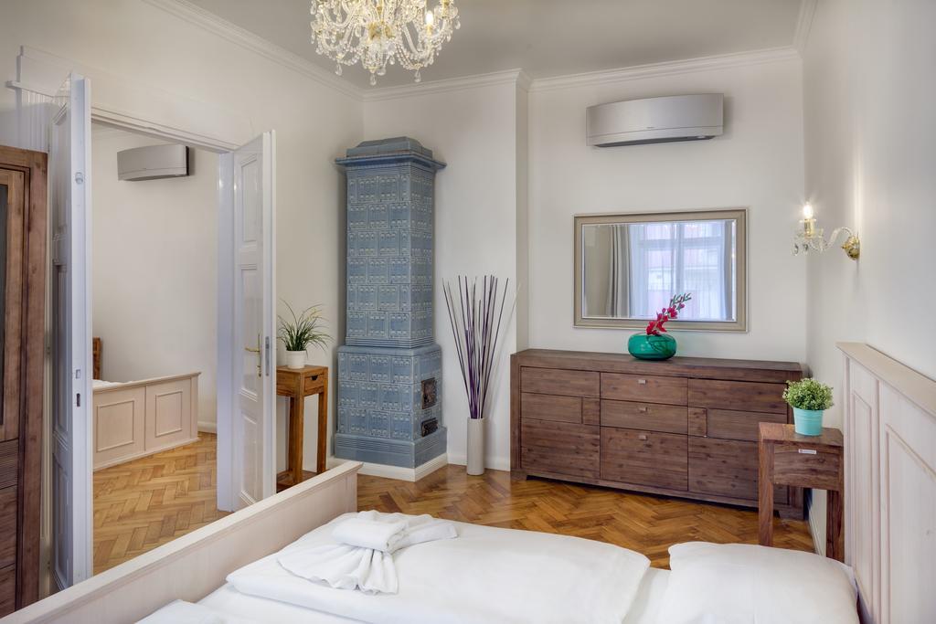 Dusni - Old Town Apartment プラハ エクステリア 写真